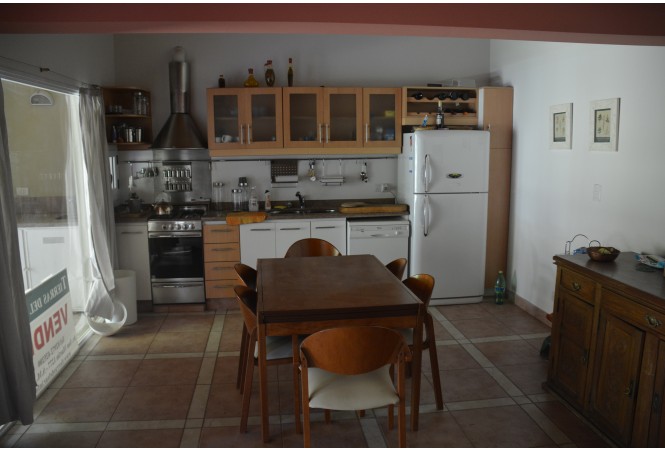 NQN005 - Moderna casa en Villa Lago Mari Menuco - Propiedades
