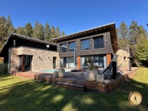 C206 - Excelente propiedad de 3 dormitorios 236 m2 el lote de 2151 m2 en Chapelco Golf