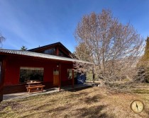 C266 - Casa de 3 dormitorios de 141 m2 mas cabaña  en Lote de 956 m2  -Ruca Hue