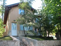 AL112 - Duplex de dos dormitorios Perito Moreno al 1800