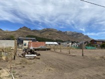 T177- Lote de 250 m2 con  todos los servicios en Valle Alto