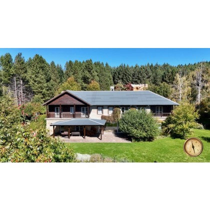 C133 Unica y exclusiva propiedad de categoría - 608 m2 en 4 lotes 6082m2 totales-  Chapelco Golf 