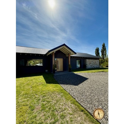 C257 - Casa de 3 dormitorios con costa de Rio Quilquihue  - 292m2 sobre lote de 4492m2 - Las Marias del Valle