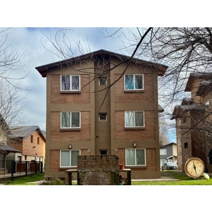 D261 - Excelente departamento de 2 dormitorios 50 m2 -  La Cascada