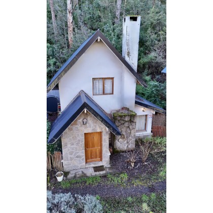 AL179 Cabaña de dos dormitorios en Los Helechos
