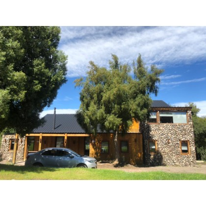 C184 - Casa de 3 dormitorios 180 m2 en lote de 2500 m2 - La Reserva Alta 