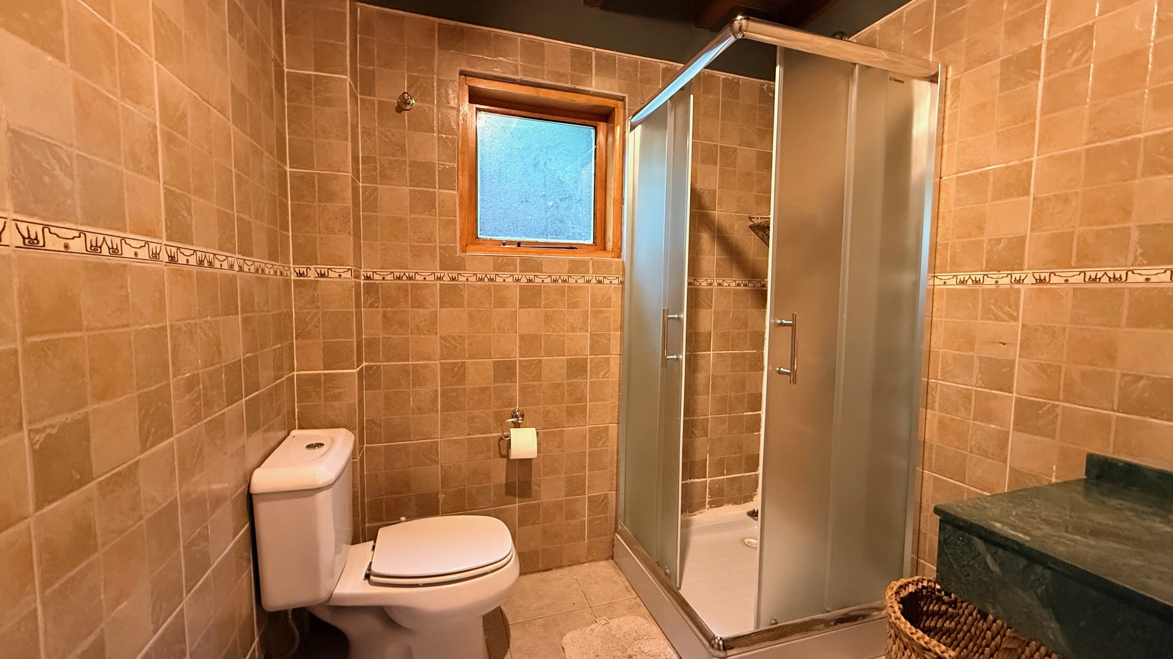 AL144 - Excelente casa de 3 dormitorios con jardín propio