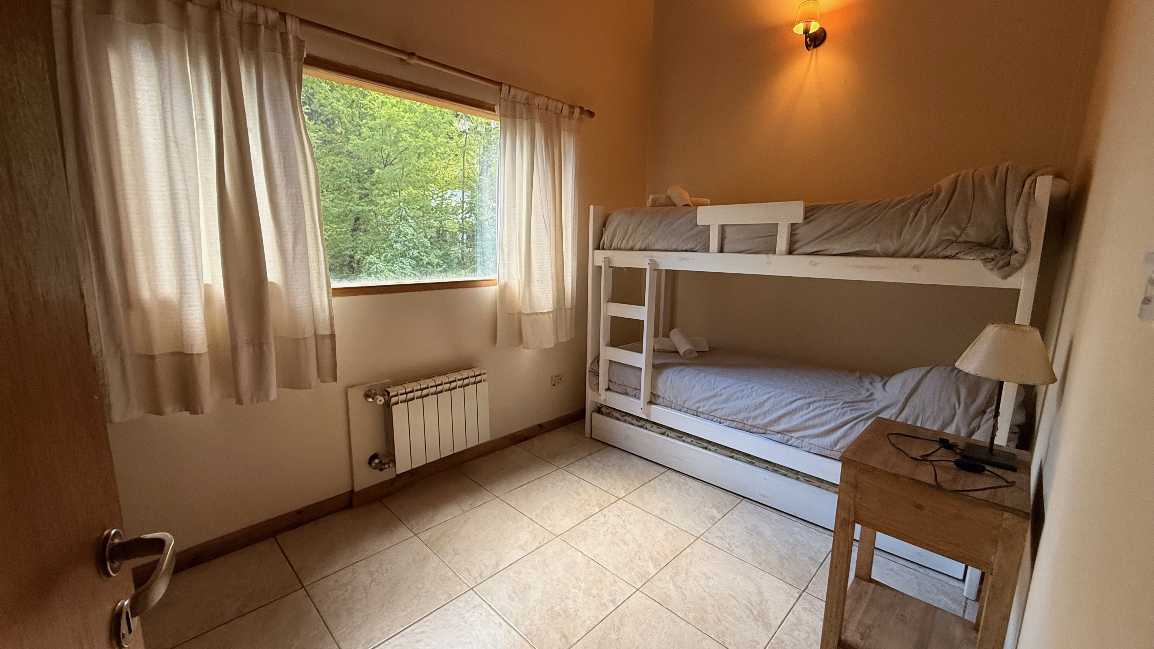 AL144 - Excelente casa de 3 dormitorios con jardín propio