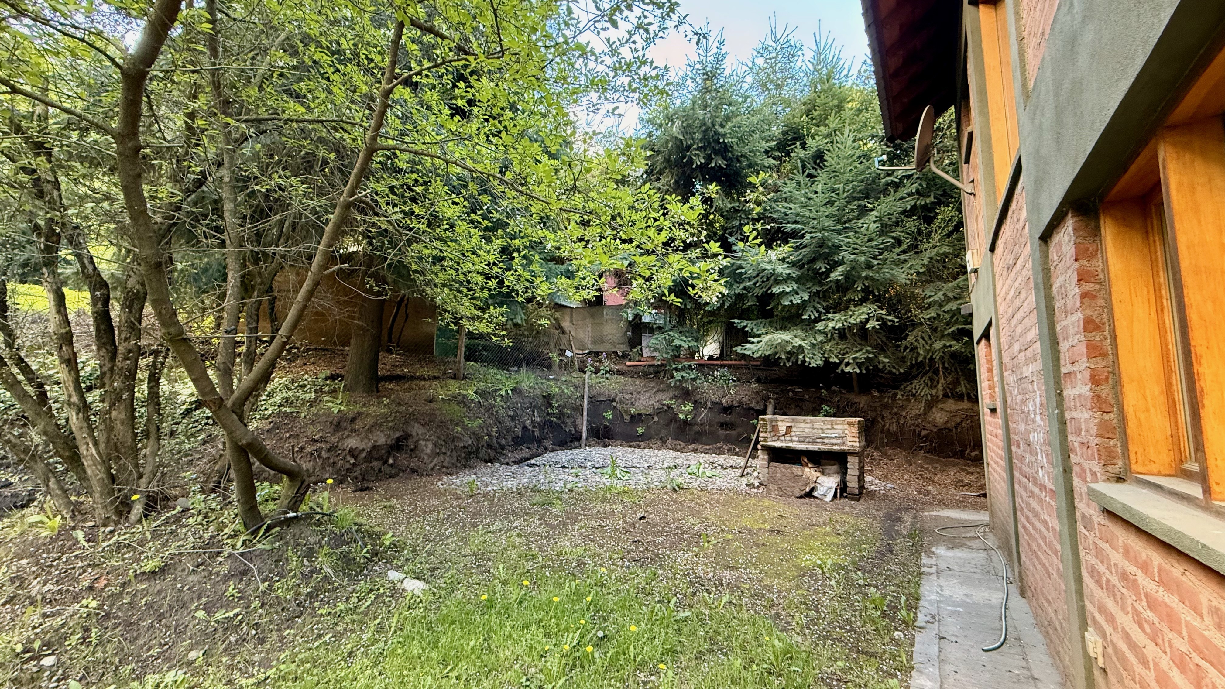 AL144 - Excelente casa de 3 dormitorios con jardín propio