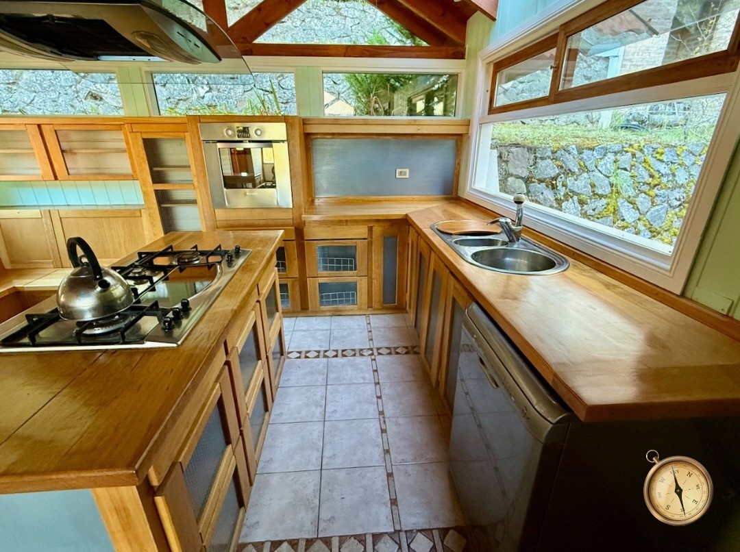 C007 - Casa de 3 dormitorios 300m2 en lote de 1500m2 - Altos del Sol