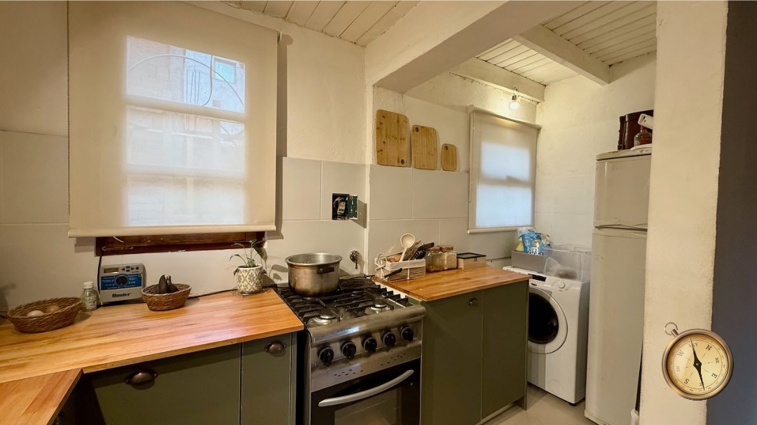 C129 Casa 2 dormitorios 86m2 en lote de1123m2 - Vega Maipu 
