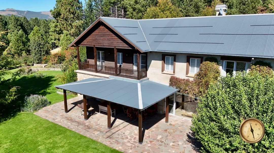 C133 Unica y exclusiva propiedad de categoría - 608 m2 en 4 lotes 6082m2 totales-  Chapelco Golf 