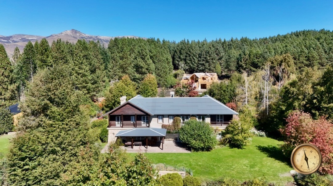 C133 Unica y exclusiva propiedad de categoría - 608 m2 en 4 lotes 6082m2 totales-  Chapelco Golf 