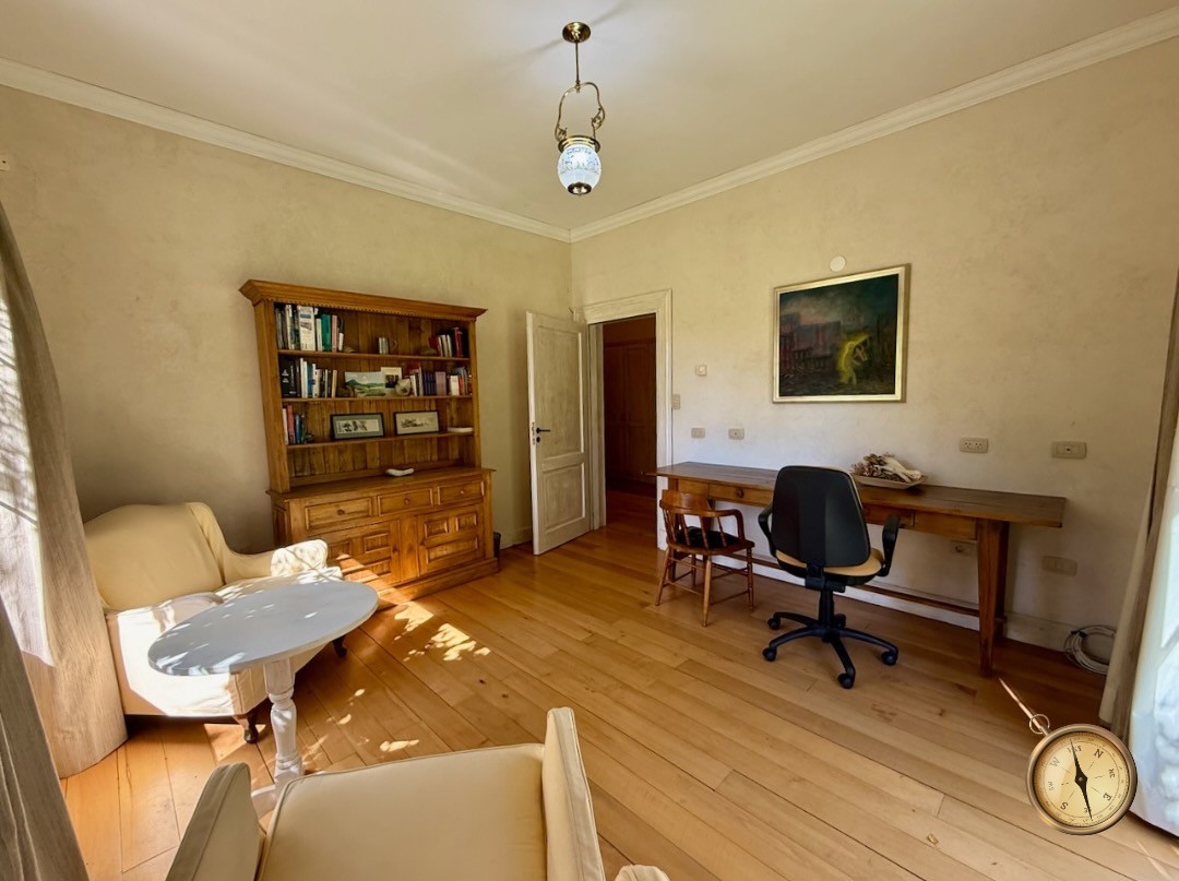 C133 Unica y exclusiva propiedad de categoría - 608 m2 en 4 lotes 6082m2 totales-  Chapelco Golf 