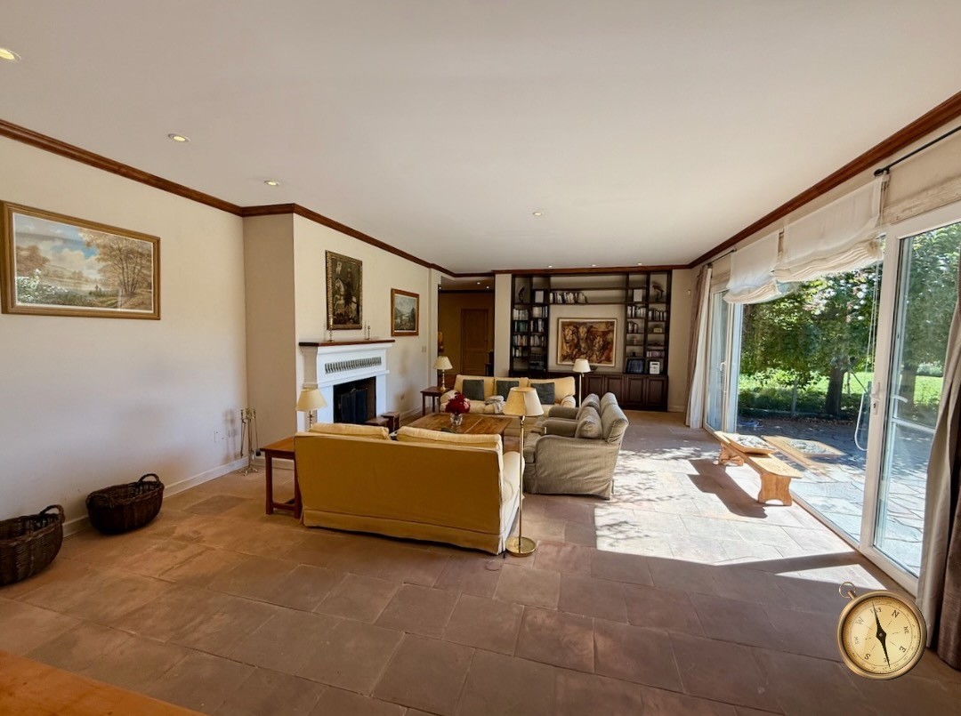 C133 Unica y exclusiva propiedad de categoría - 608 m2 en 4 lotes 6082m2 totales-  Chapelco Golf 