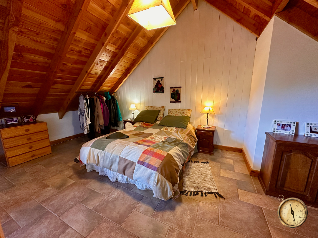 C157 - Casa de 4 dormitorios 291 m2 en lote de 2700 m2 - El Abrojal 