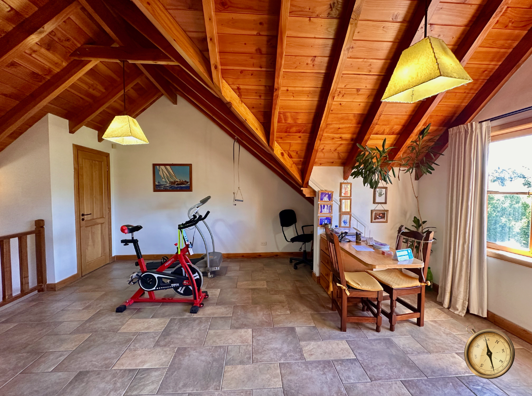 C157 - Casa de 4 dormitorios 291 m2 en lote de 2700 m2 - El Abrojal 