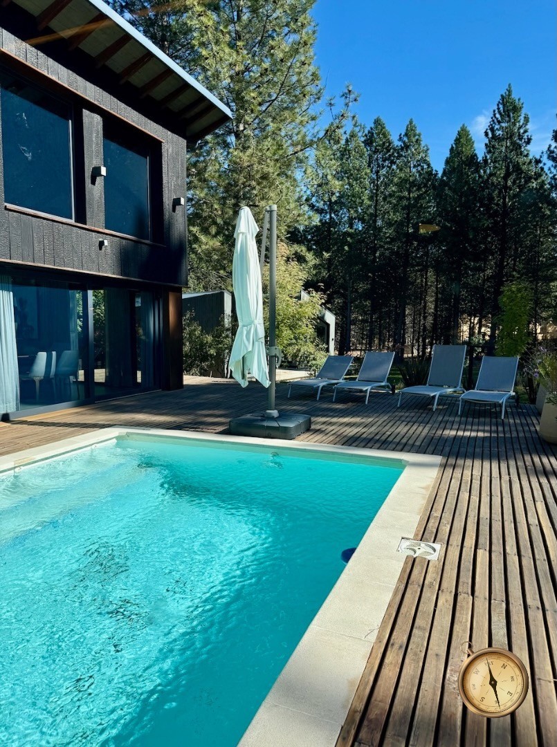 C206 - Excelente propiedad de 3 dormitorios 236 m2 el lote de 2151 m2 en Chapelco Golf