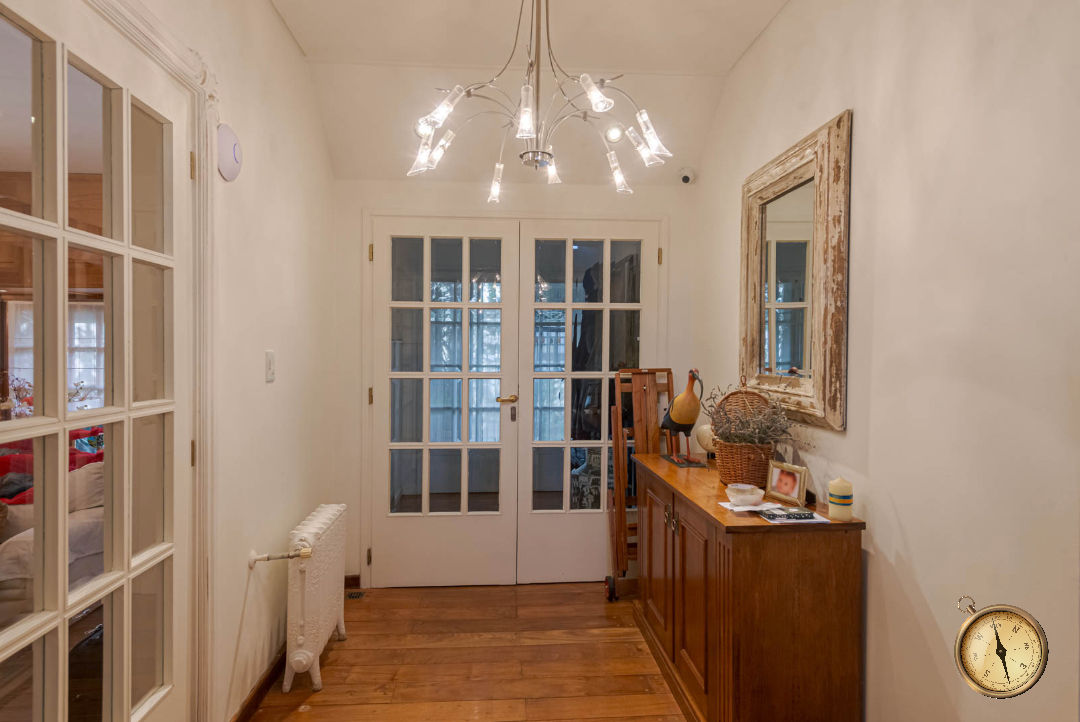 C228 - Espectacular Propiedad de 5 dormitorios - 336 m2 - Rivadavia al 900 - Centro C228 - Espectacular Propiedad de 5 dormitorios - 336 m2 - Rivadavia al 900 - Centro