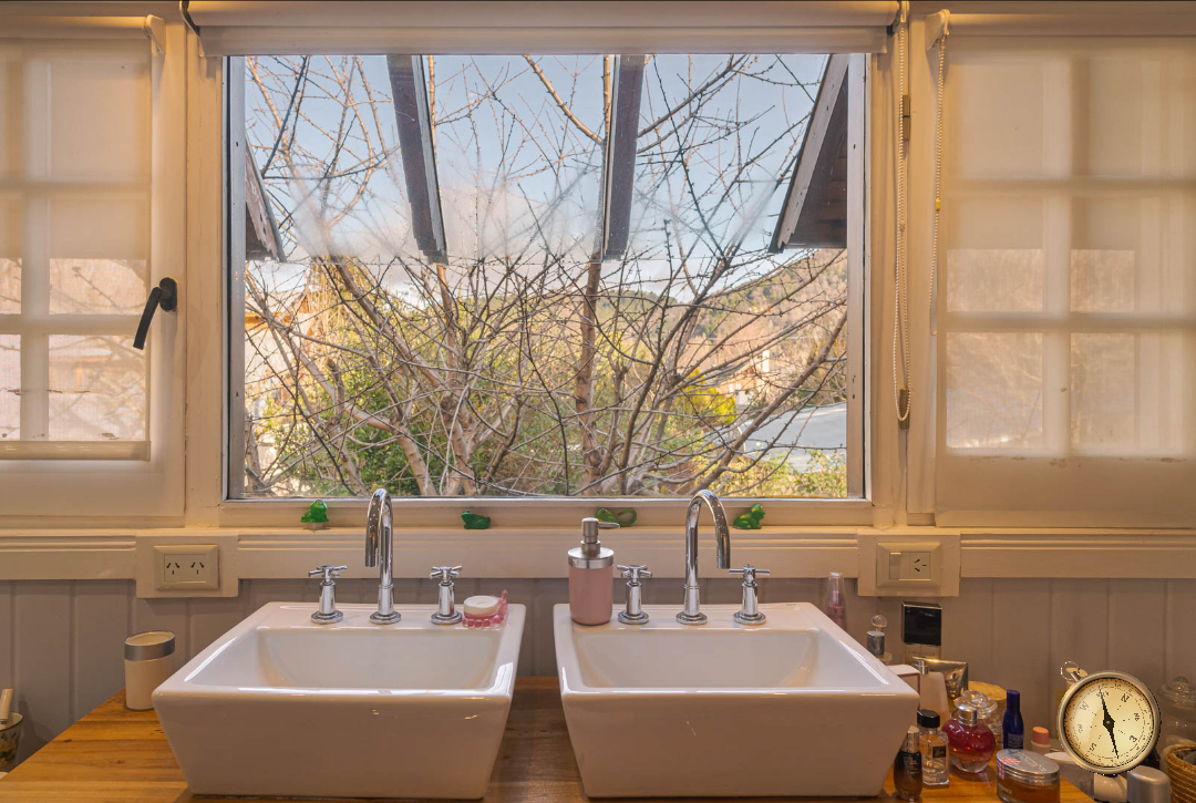 C228 - Espectacular Propiedad de 5 dormitorios - 336 m2 - Rivadavia al 900 - Centro C228 - Espectacular Propiedad de 5 dormitorios - 336 m2 - Rivadavia al 900 - Centro