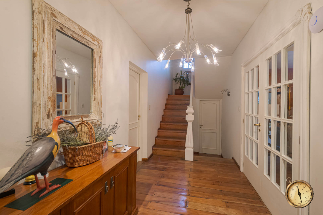 C228 - Espectacular Propiedad de 5 dormitorios - 336 m2 - Rivadavia al 900 - Centro C228 - Espectacular Propiedad de 5 dormitorios - 336 m2 - Rivadavia al 900 - Centro