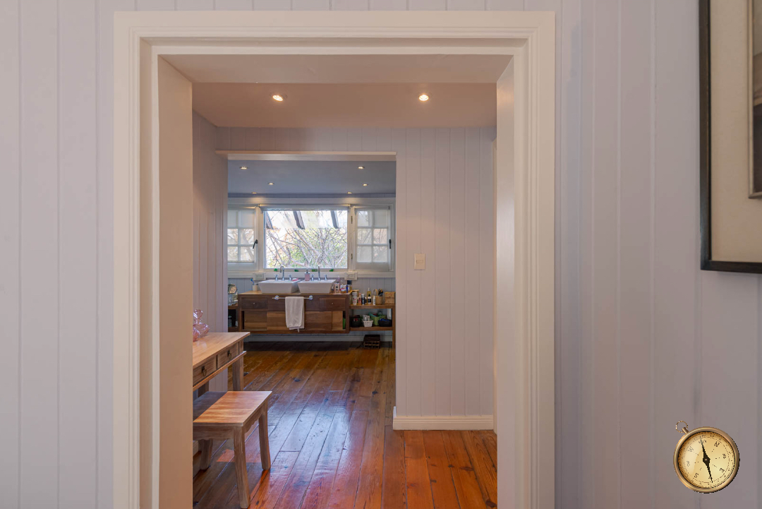 C228 - Espectacular Propiedad de 5 dormitorios - 336 m2 - Rivadavia al 900 - Centro C228 - Espectacular Propiedad de 5 dormitorios - 336 m2 - Rivadavia al 900 - Centro