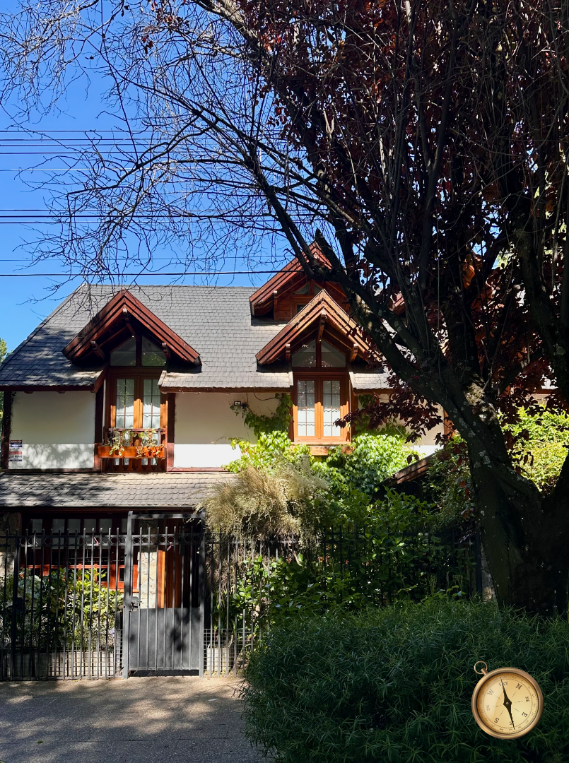 C228 - Espectacular Propiedad de 5 dormitorios - 336 m2 - Rivadavia al 900 - Centro