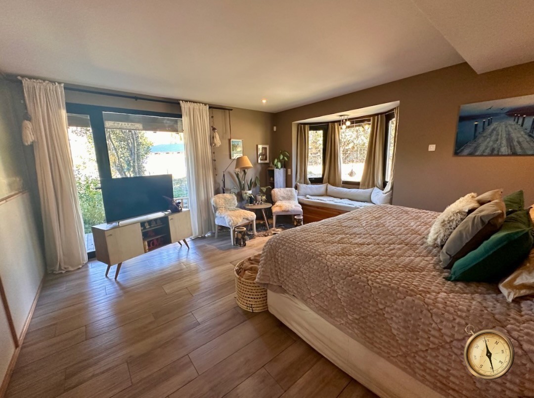 C258 - Casa y departamento con costa de arroyo y vistas a la cascada - 10.000m2 - Altos de Chapelco 