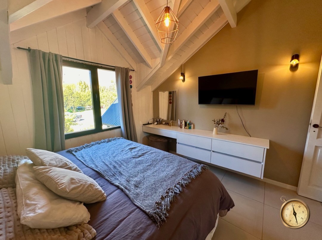 C258 - Casa y departamento con costa de arroyo y vistas a la cascada - 10.000m2 - Altos de Chapelco 