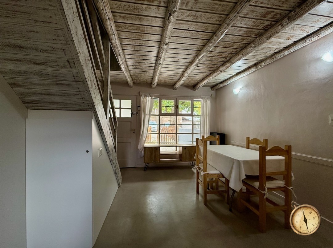 C261- Cabaña de dos dormitorios - 49 m2 - 3  de Caballeria al 400 - centro