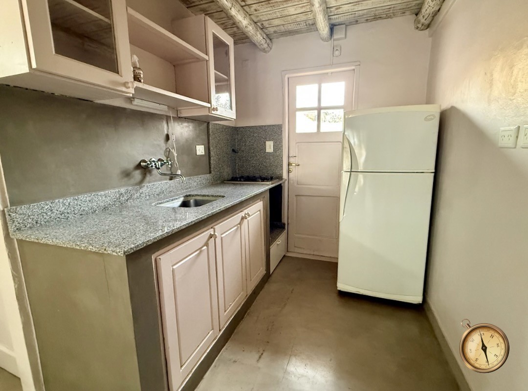 C261- Cabaña de dos dormitorios - 49 m2 - 3  de Caballeria al 400 - centro