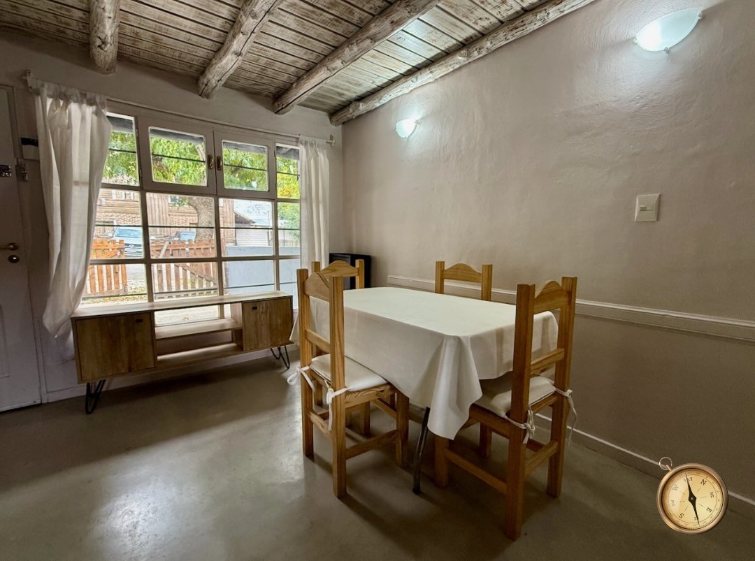 C261- Cabaña de dos dormitorios - 49 m2 - 3  de Caballeria al 400 - centro