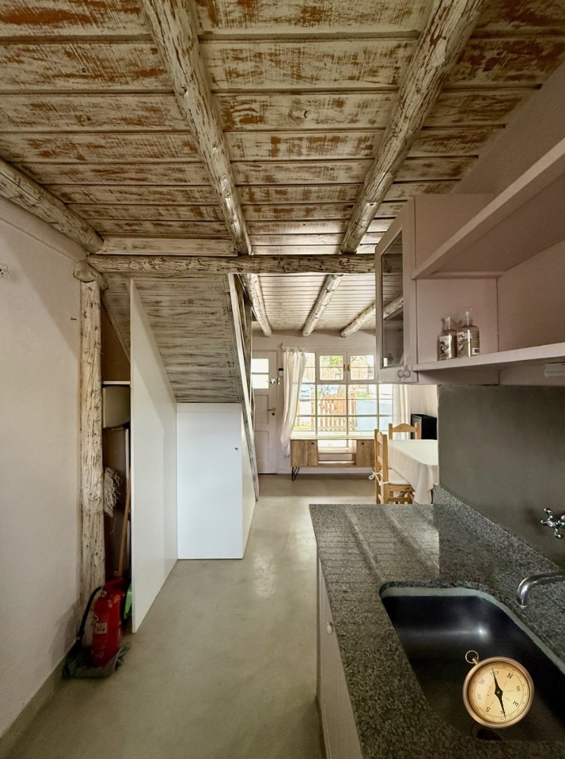 C261- Cabaña de dos dormitorios - 49 m2 - 3  de Caballeria al 400 - centro