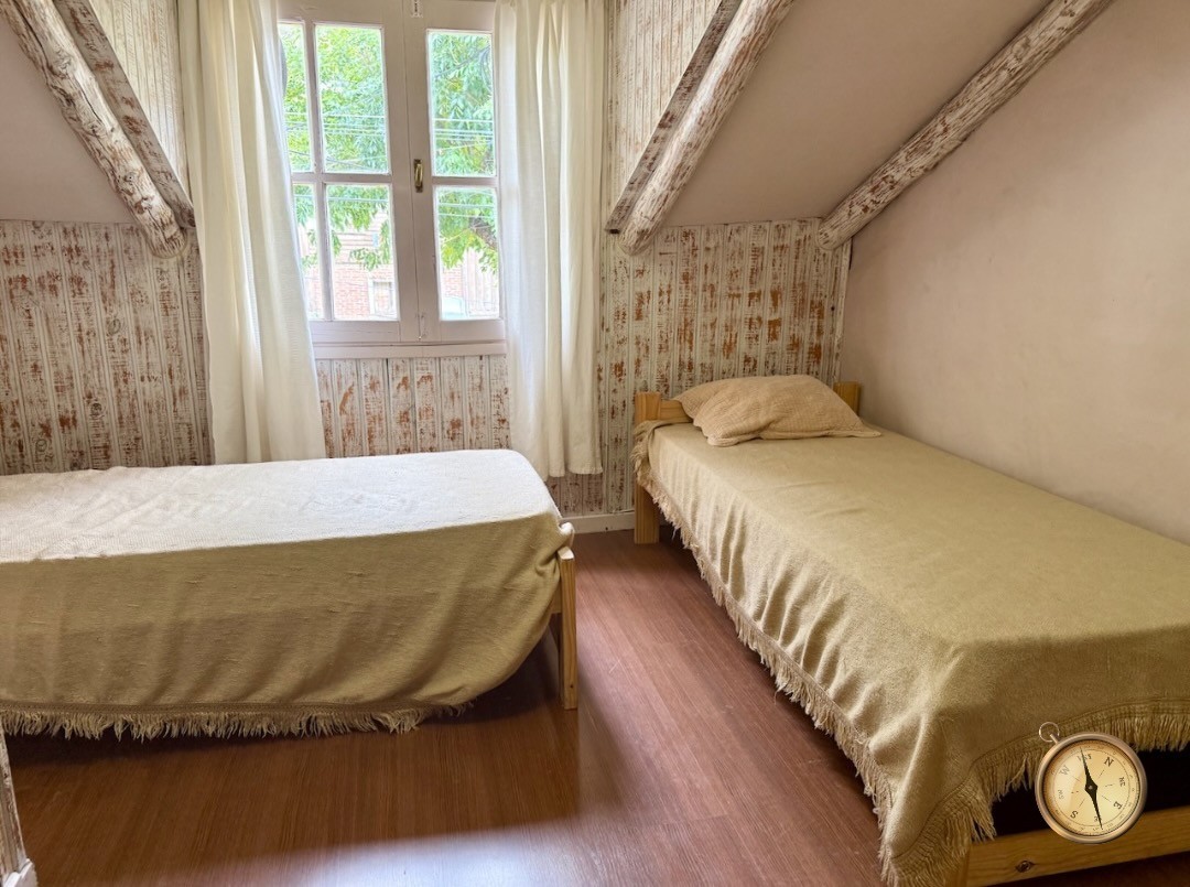 AL233- Cabaña de dos dormitorios - 49 m2 - 3  de Caballeria al 400 - centro