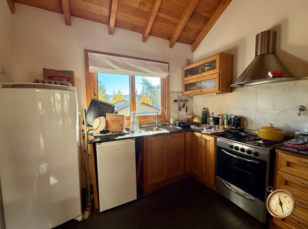 C263- Casa en PH de dos dormitorios y jardin -104 m2 en lote de 220 m2 - Barrio Bickel