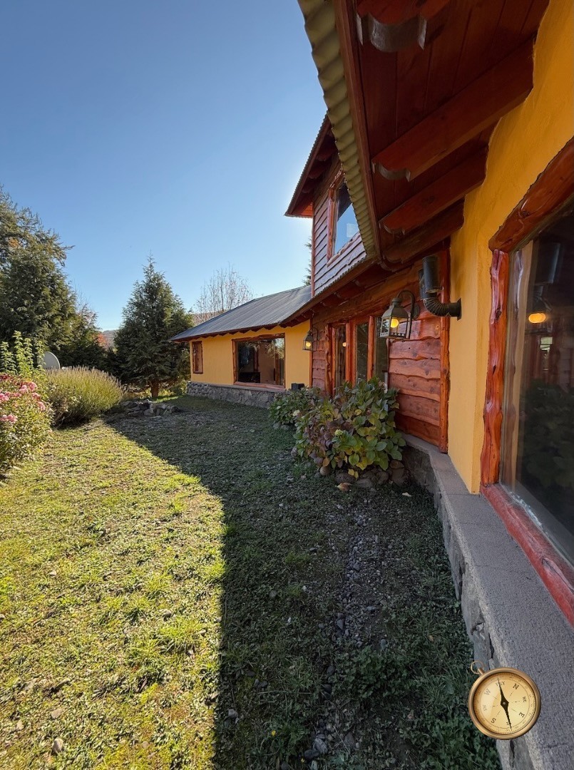 C264 - Casa de dos dormitorios - 130 m2 en Lote de 1280 m2  -Ruca Hue