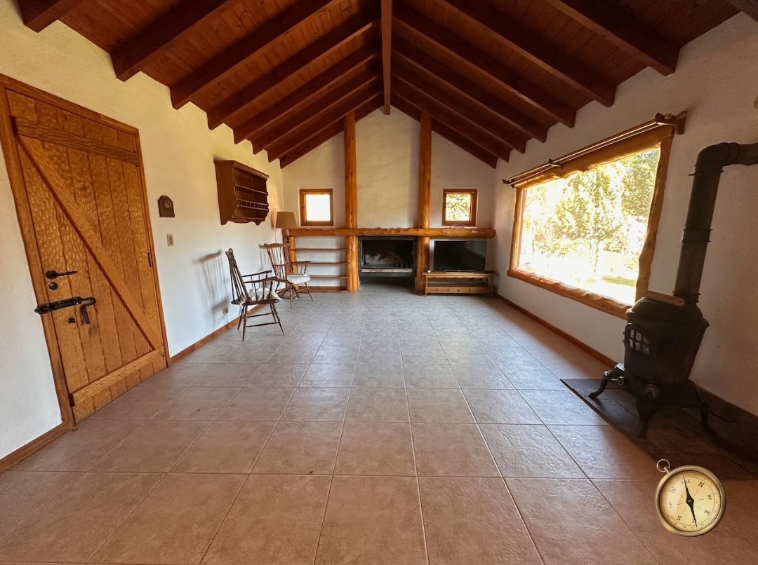 C264 - Casa de dos dormitorios - 130 m2 en Lote de 1280 m2  -Ruca Hue