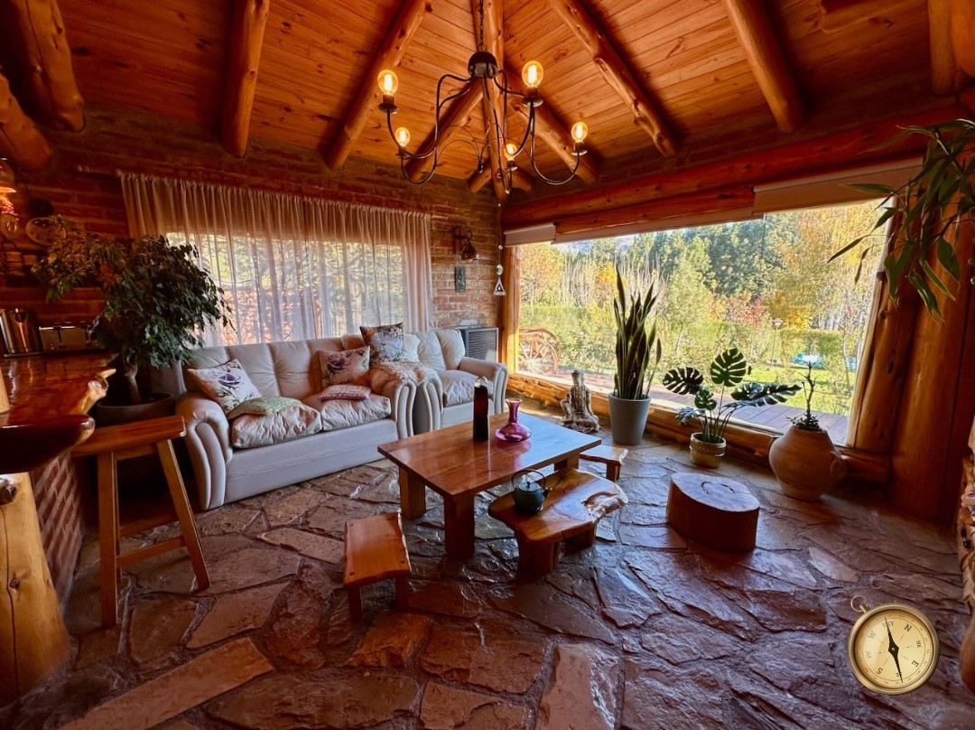 C265 - Casa de tres dormitorios - 182 m2 en Lote de 1300 m2  -Ruca Hue