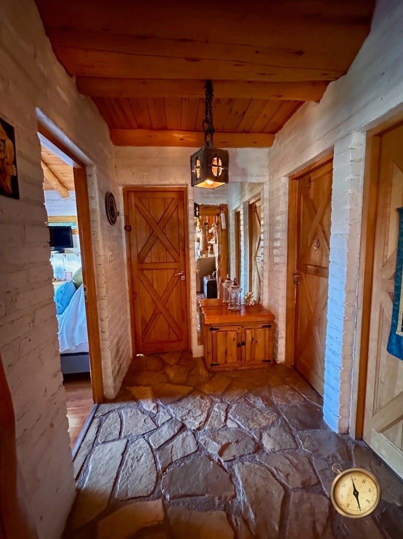 C265 - Casa de tres dormitorios - 182 m2 en Lote de 1300 m2  -Ruca Hue