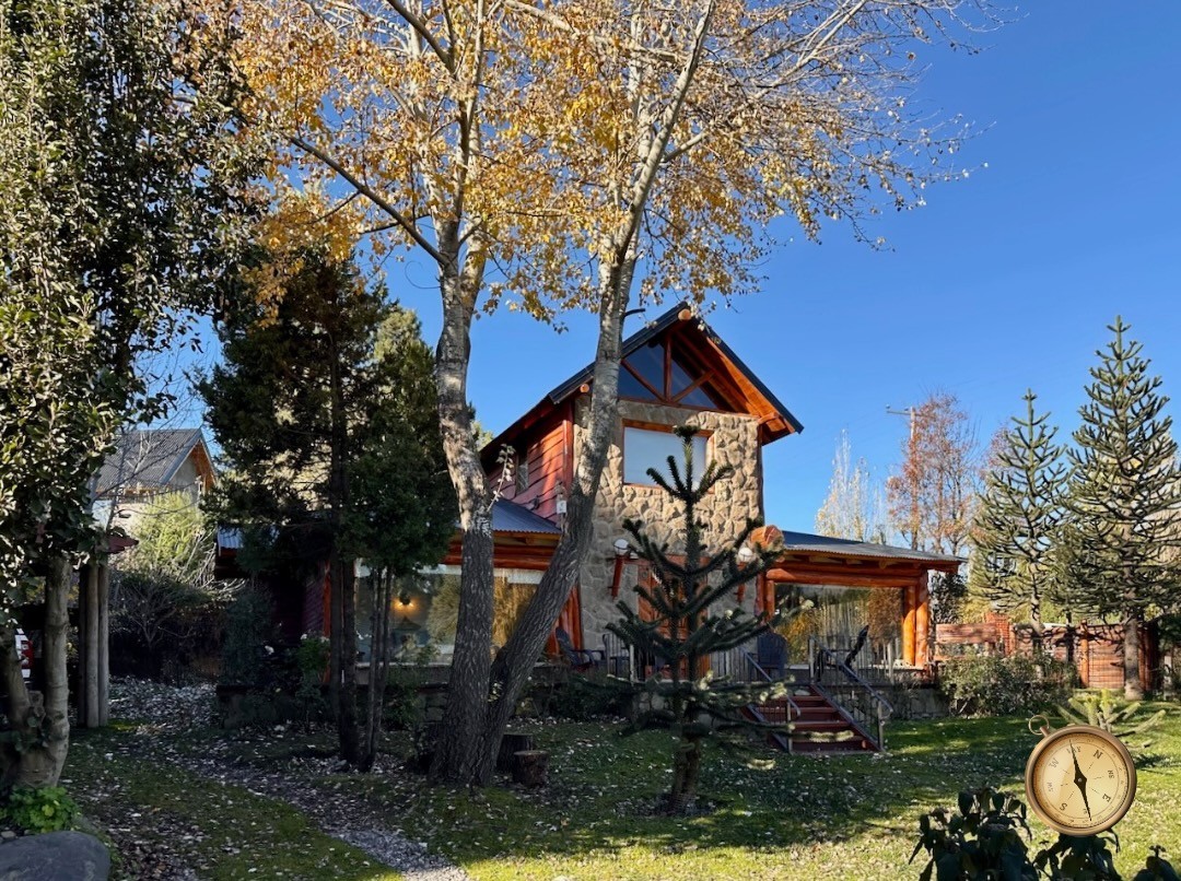 C265 - Casa de tres dormitorios - 182 m2 en Lote de 1300 m2  -Ruca Hue
