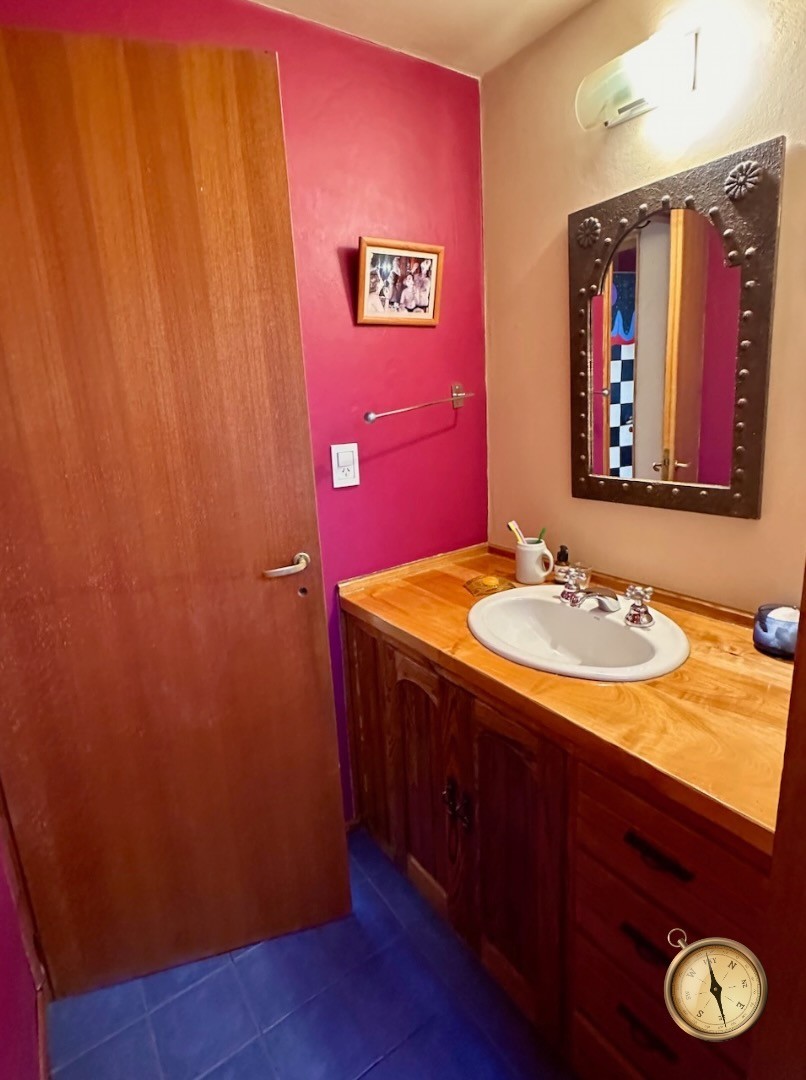 C266 - Casa de 3 dormitorios de 141 m2 mas cabaña  en Lote de 956 m2  - Ruca Hue