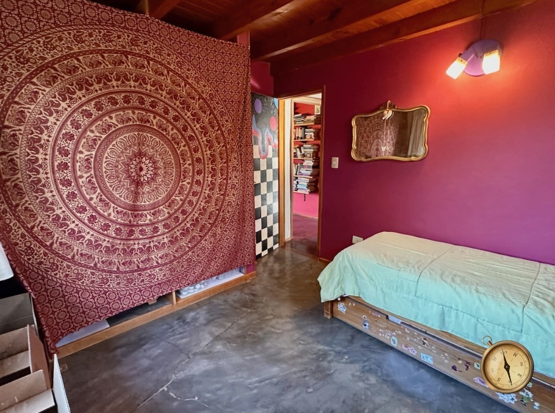 C266 - Casa de 3 dormitorios de 141 m2 mas cabaña  en Lote de 956 m2  -Ruca Hue