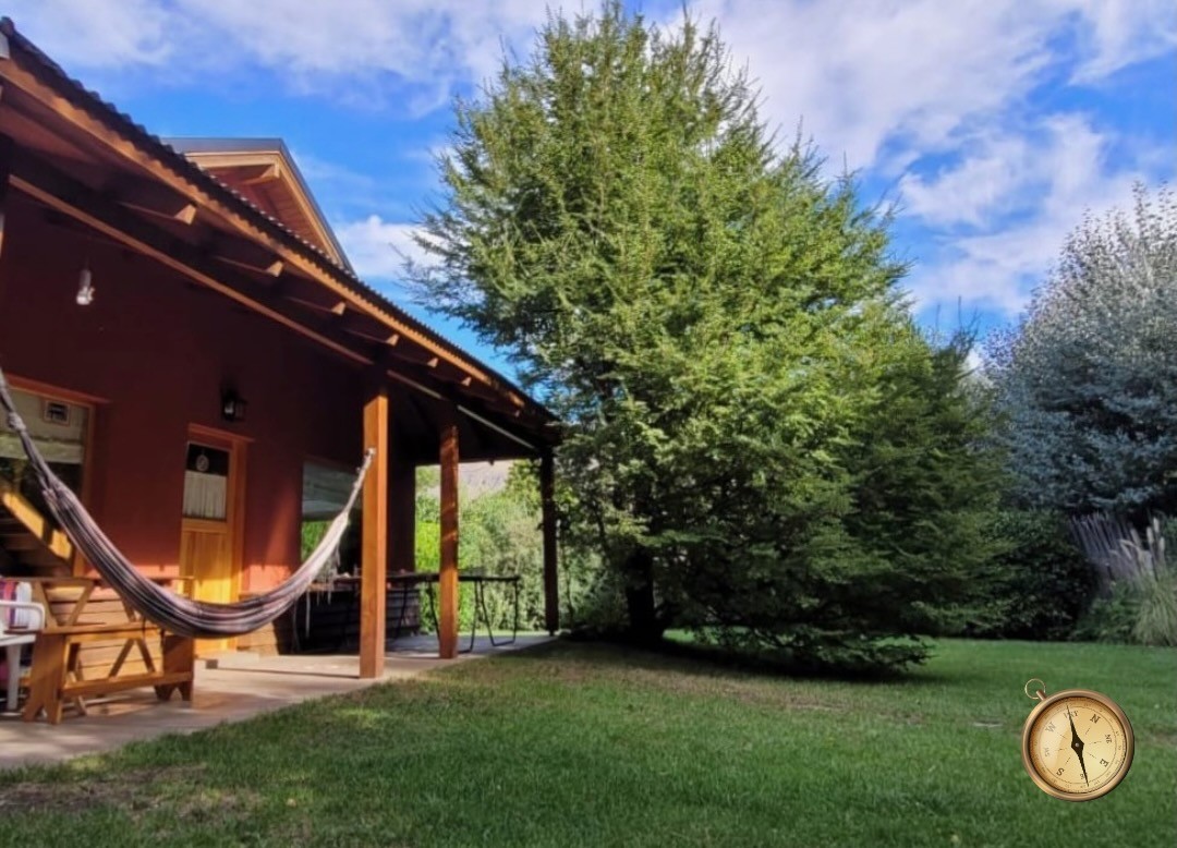 C266 - Casa de 3 dormitorios de 141 m2 mas cabaña  en Lote de 956 m2  - Ruca Hue
