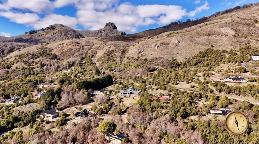 C269 - Excelente casa de 3 dormitorios mas cabaña  - Valle Escondido