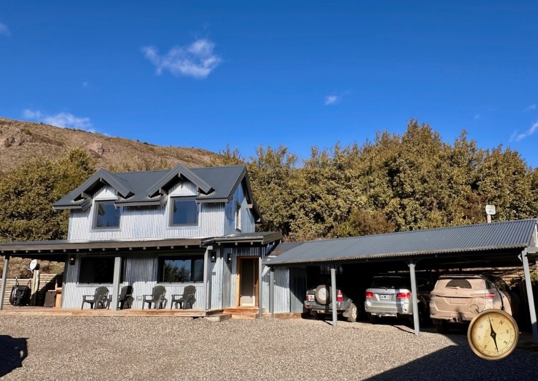 C269 - Excelente casa de 3 dormitorios mas cabaña  - Valle Escondido