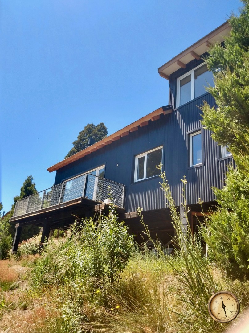 C270 - Casa de 3 dormitorios - 170 m2  en Lote de 2500 m2  - Los Riscos