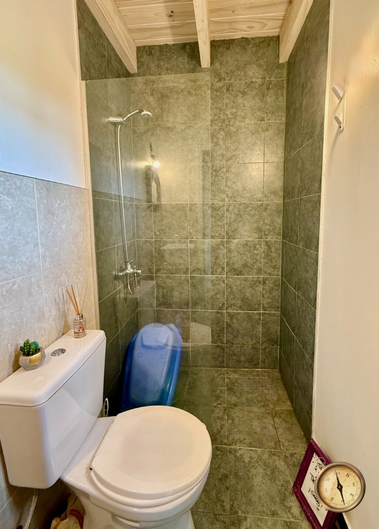 C270 - Casa de 3 dormitorios - 170 m2  en Lote de 2500 m2  - Los Riscos