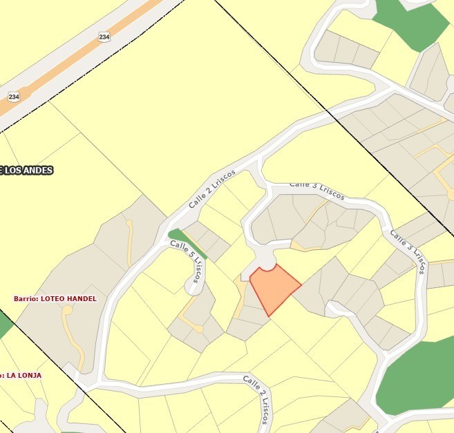 C270 - Casa de 3 dormitorios - 170 m2  en Lote de 2500 m2  - Los Riscos