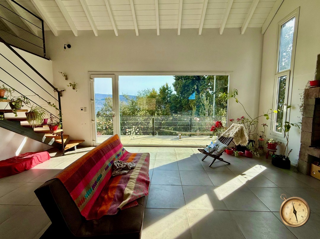 C270 - Casa de 3 dormitorios - 170 m2  en Lote de 2500 m2  - Los Riscos