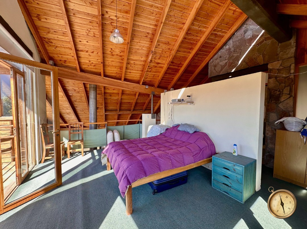 C271 - Casa de 1 dormitorio - 124 m2  en Lote de 2500 m2  - Handel